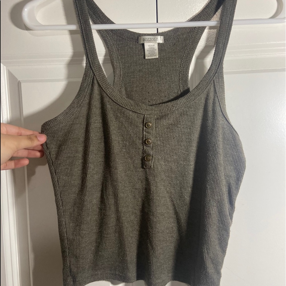 Crop top